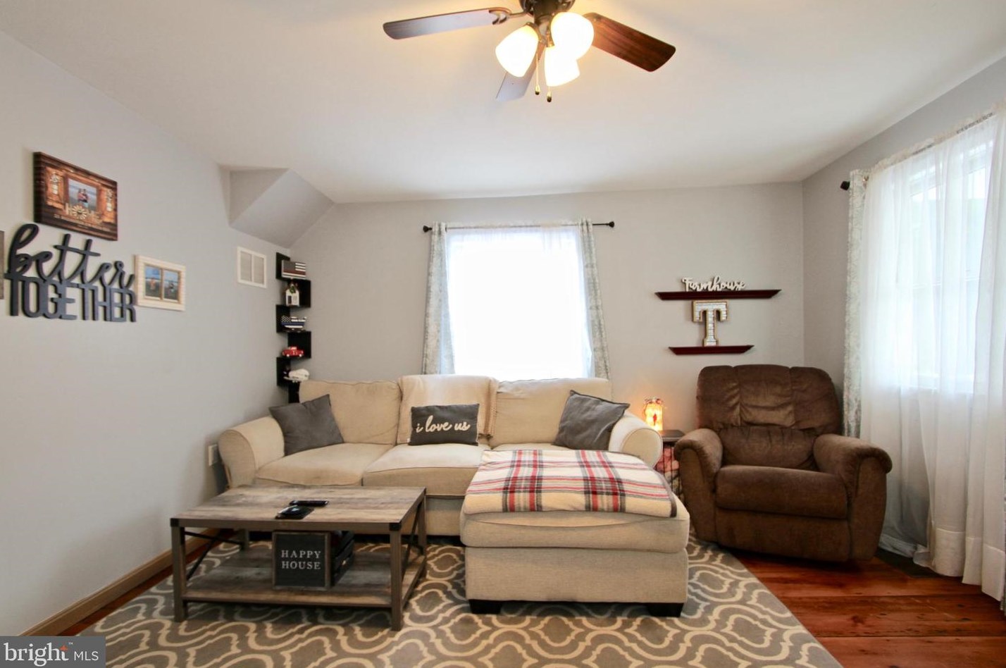 31 Washington St, Dover DE  19901-3846 exterior