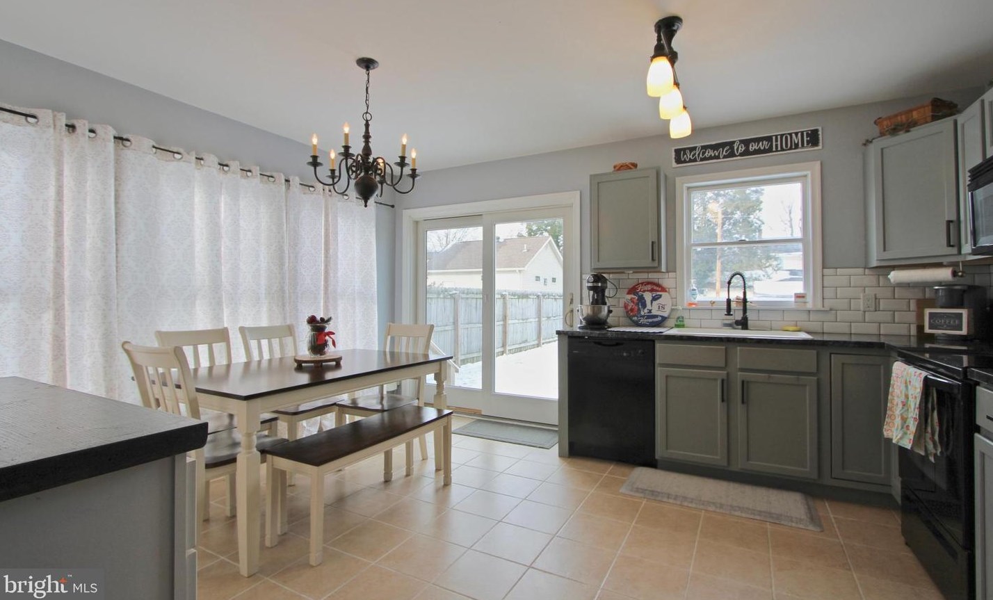 31 Washington St, Dover DE  19901-3846 exterior