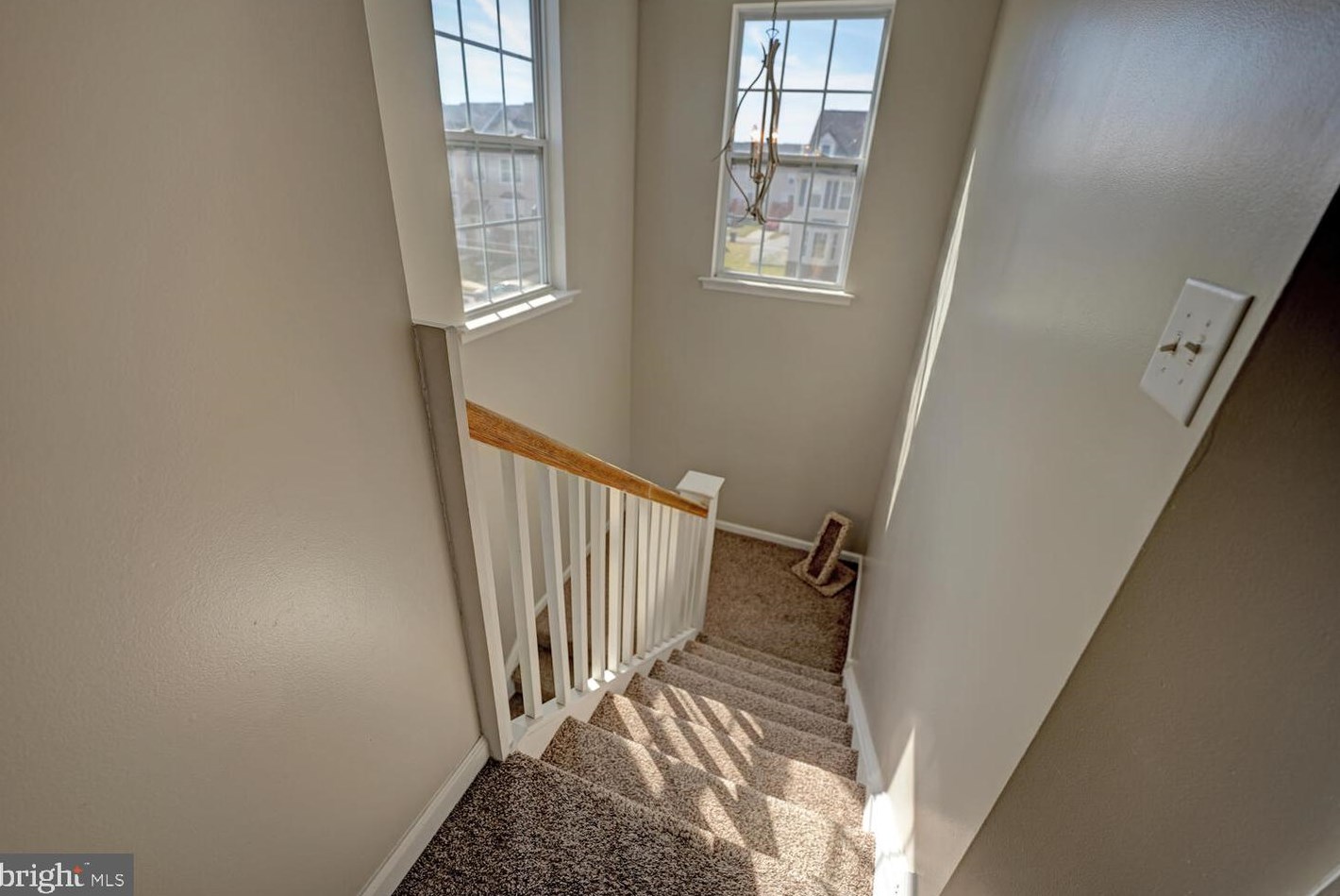 327 Paradee Dr, Dover DE  19904-5679 exterior