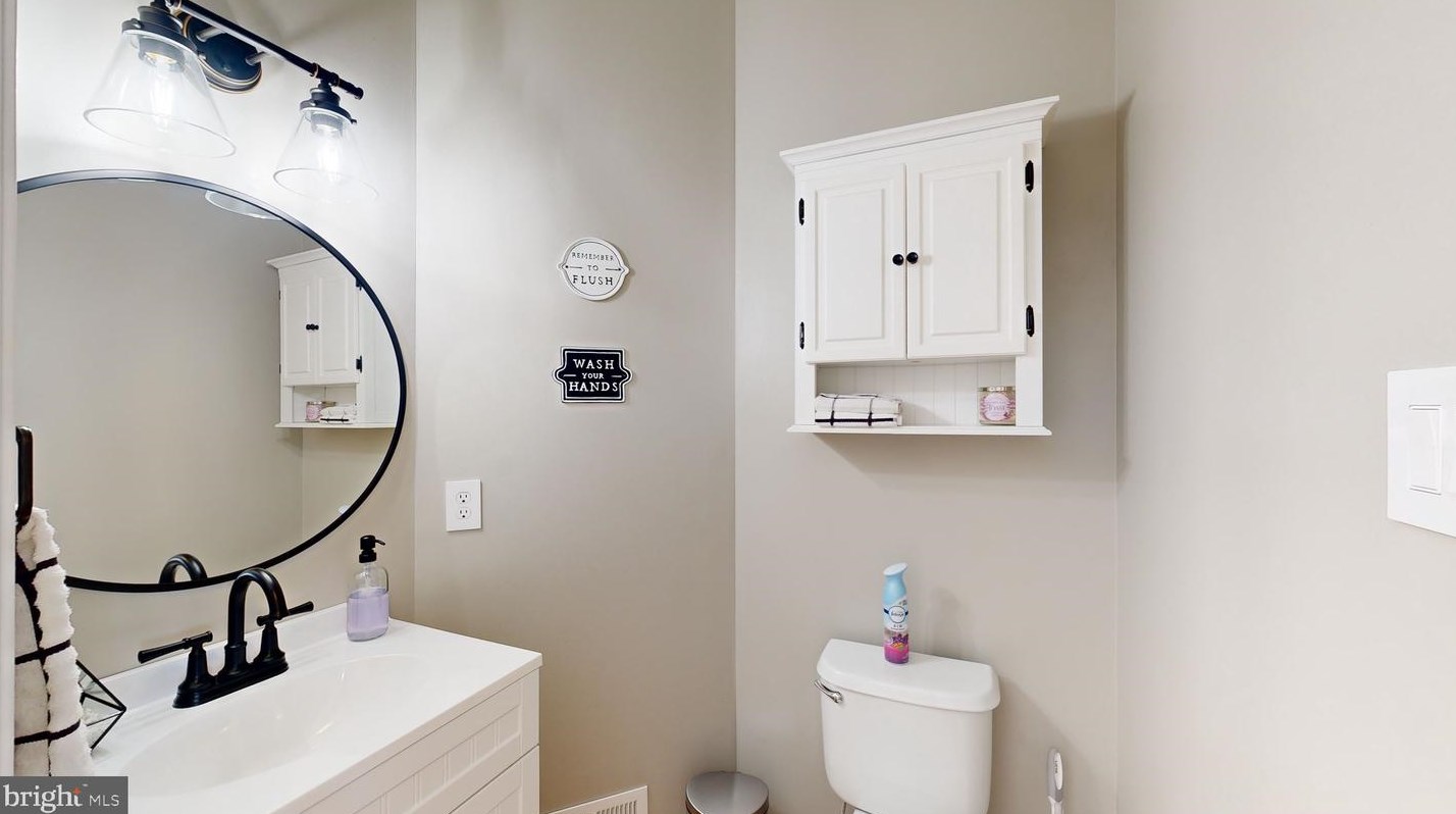 13 Peyton St, Dover DE  19901-5296 exterior