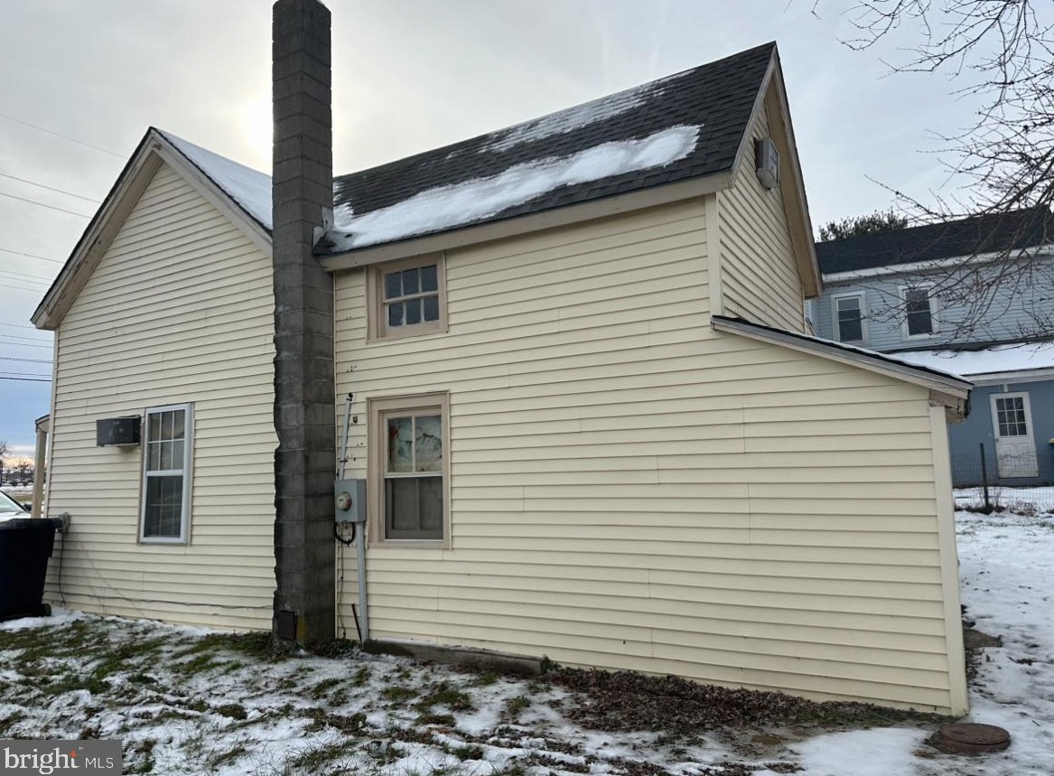 707 North St, Dover DE  19904-3458 exterior