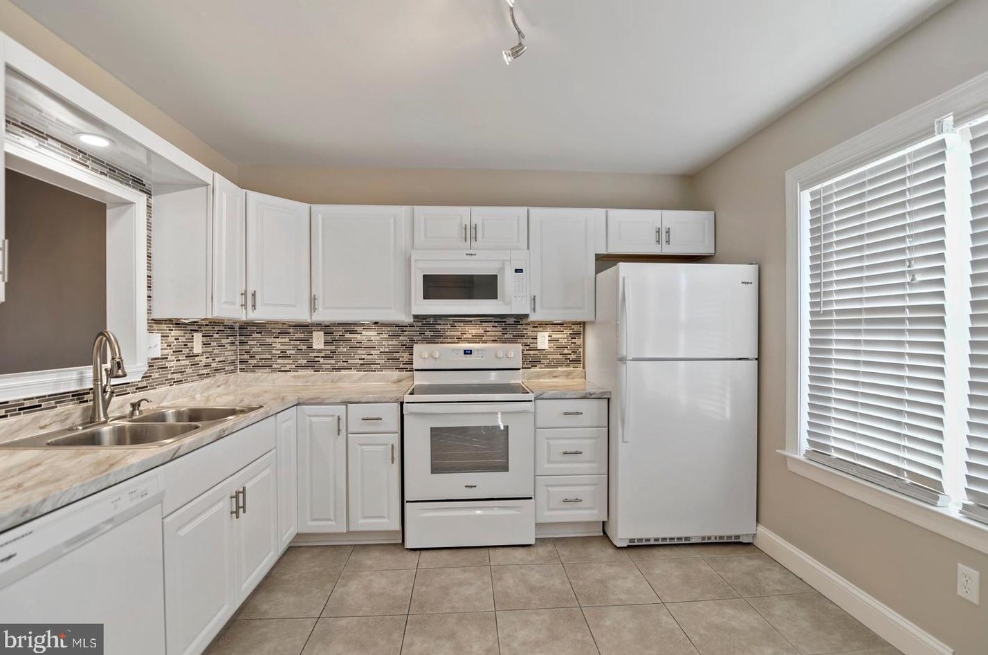 329 Cold Spring Pl, Dover, DE 19904