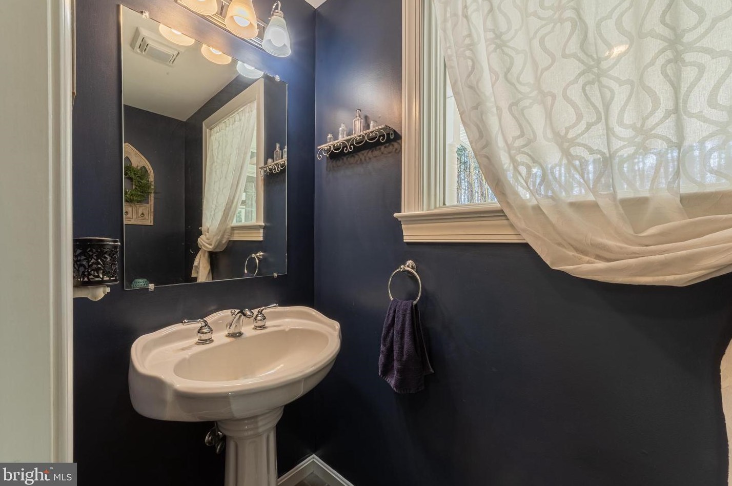 2200 Smyrna Leipsic Rd, Smyrna DE  19977-3015 exterior