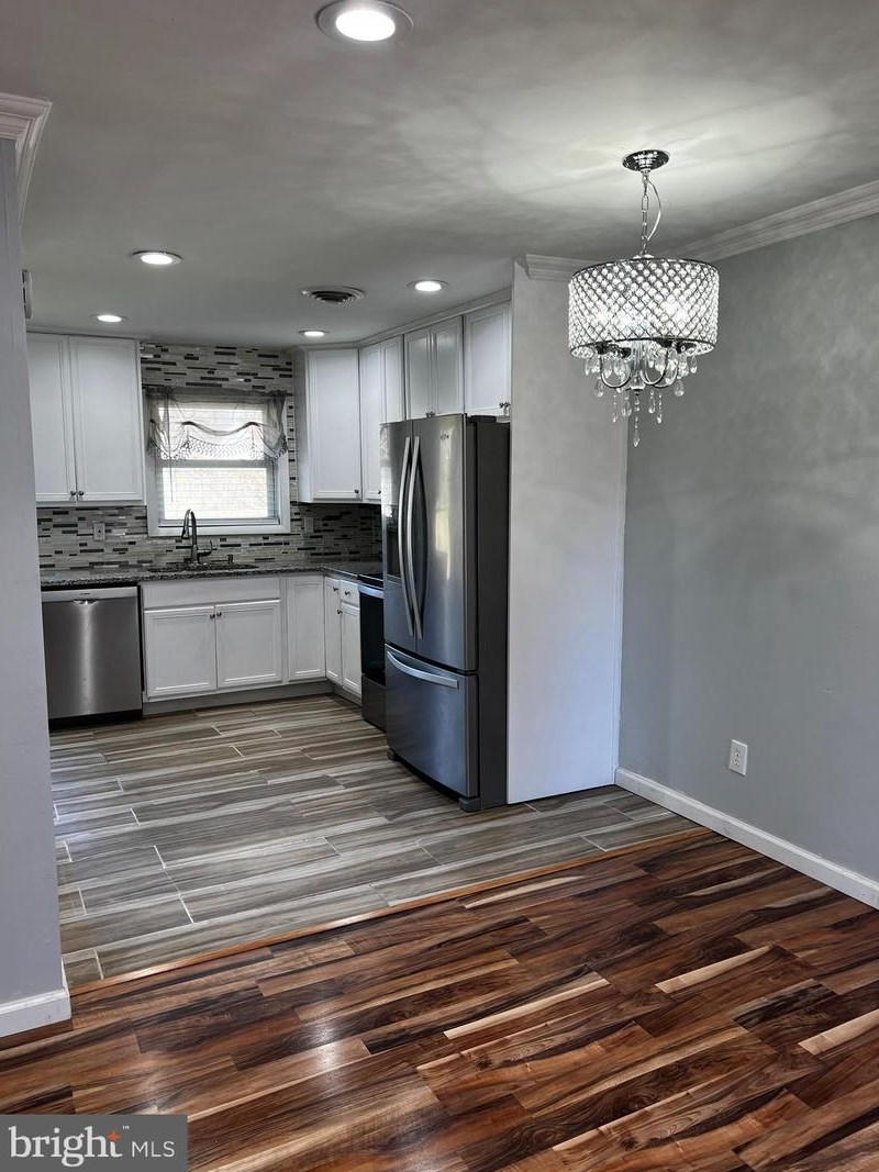 157 President Dr, Dover DE  19901-5263 exterior