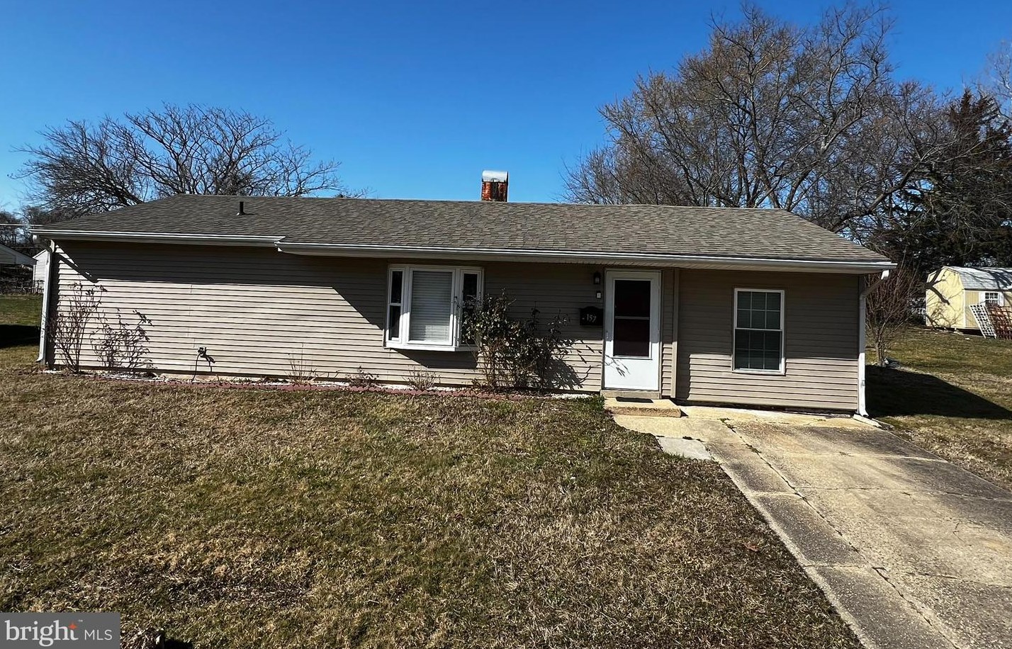 157 President Dr, Dover DE  19901-5263 exterior