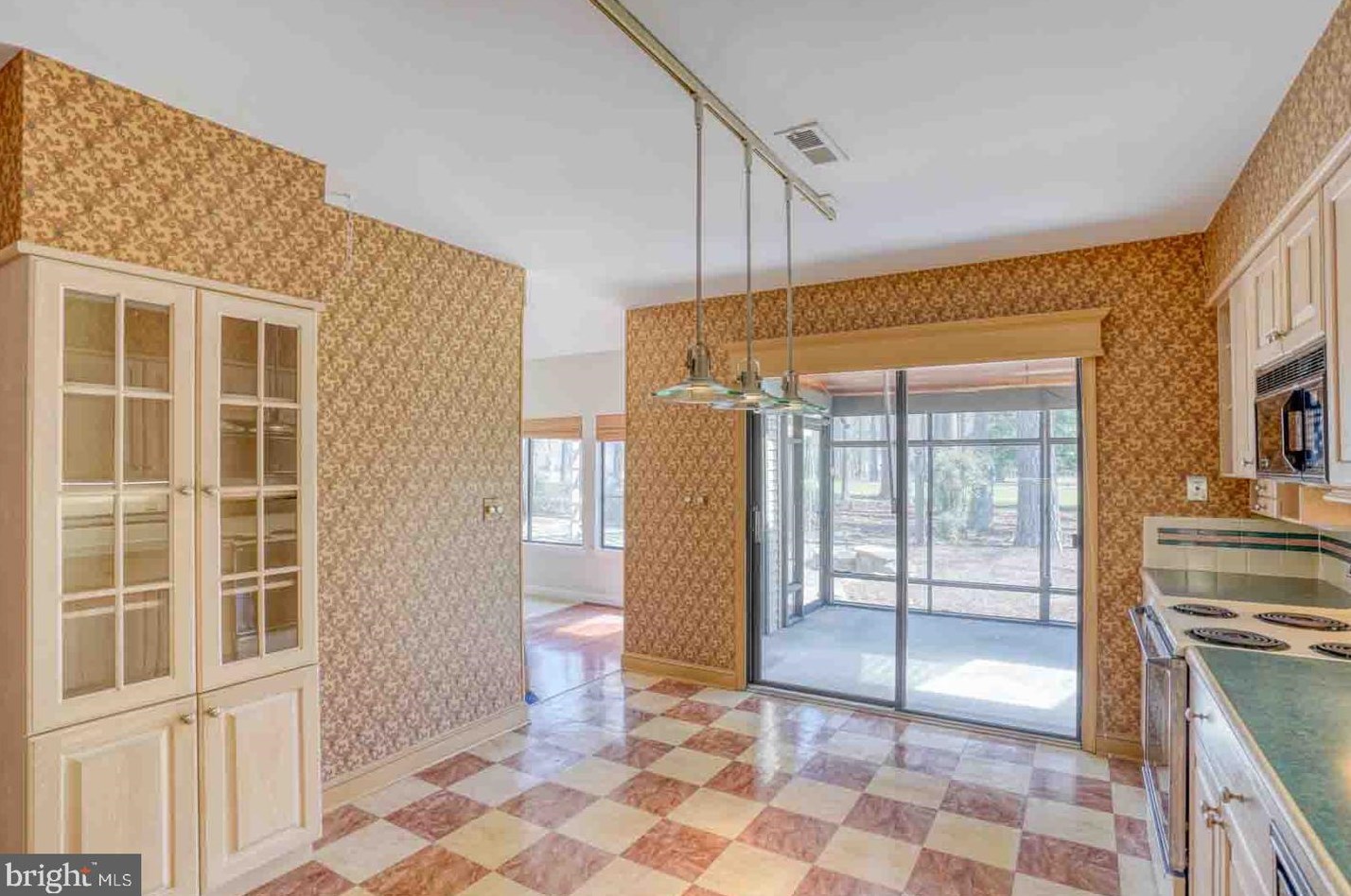 266 Pine Valley Rd, Dover DE  19904-7111 exterior