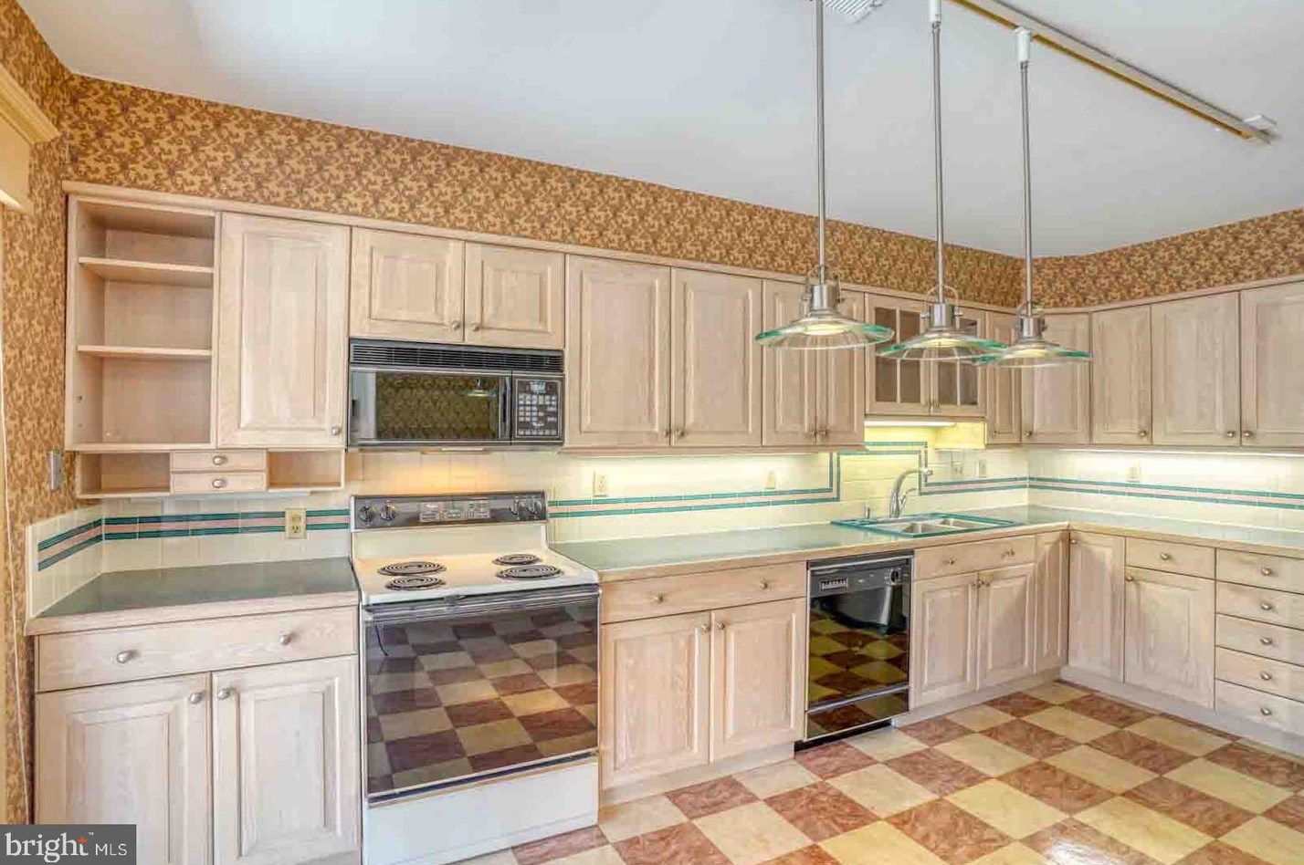 266 Pine Valley Rd, Dover DE  19904-7111 exterior