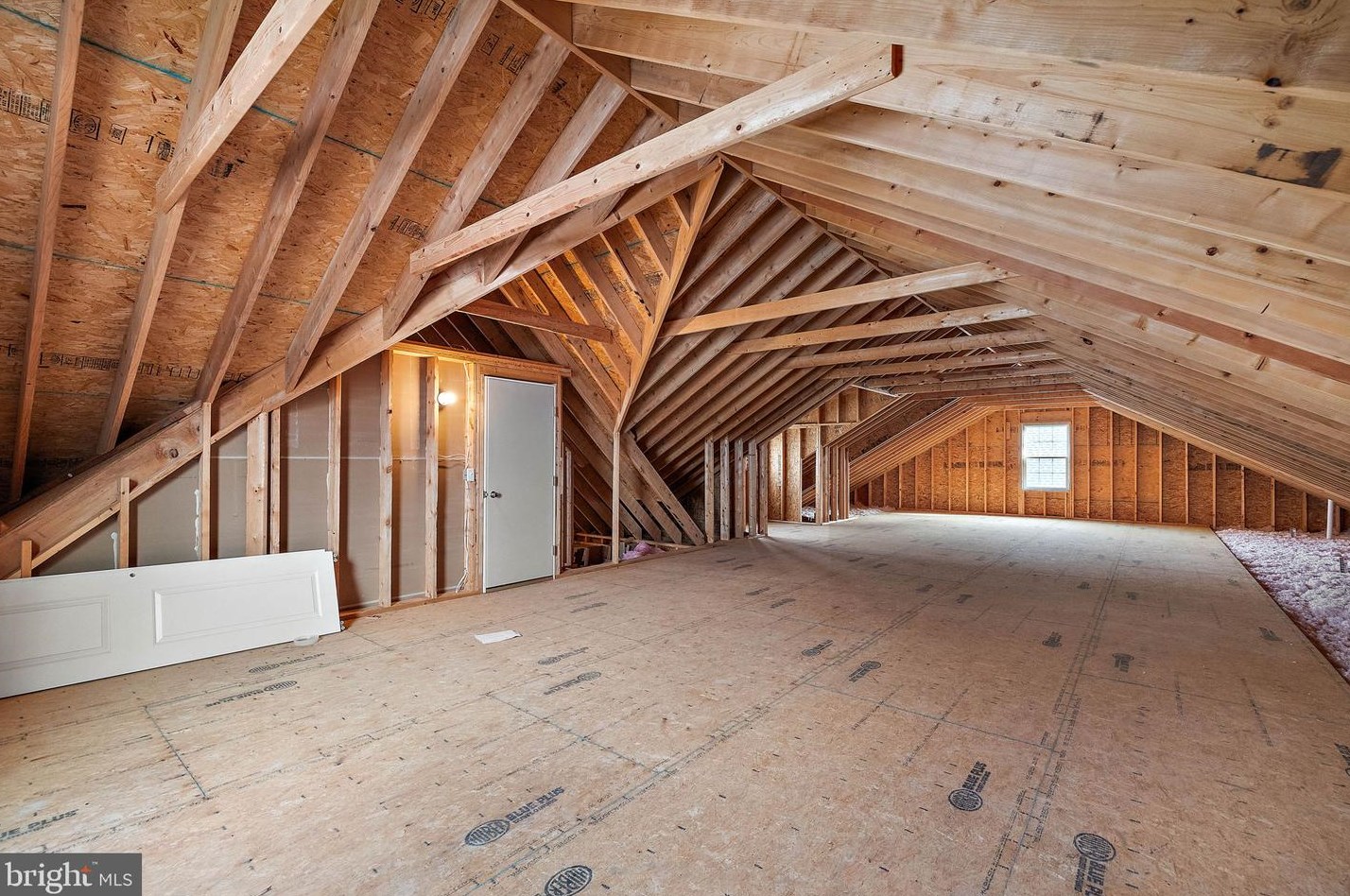 56 Ponds Edge Dr, Felton DE  19943-7216 exterior