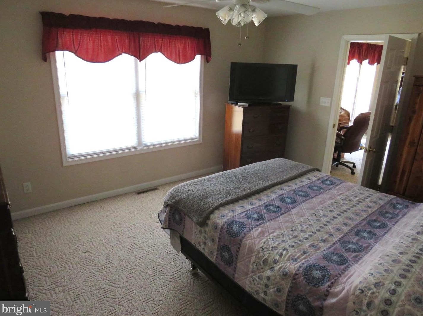 198 Planters Ln, Dover DE  19901-5880 exterior