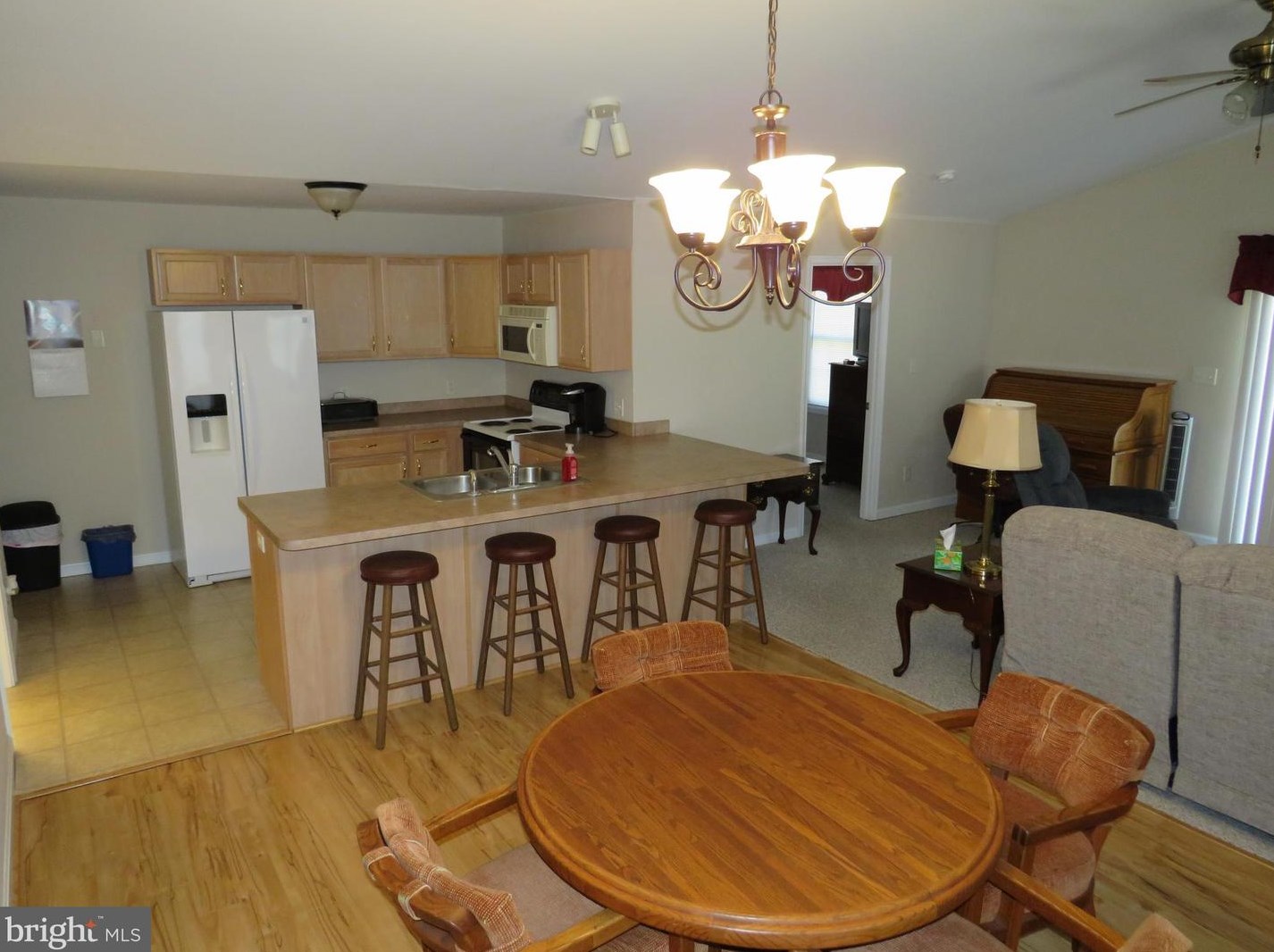 198 Planters Ln, Dover DE  19901-5880 exterior