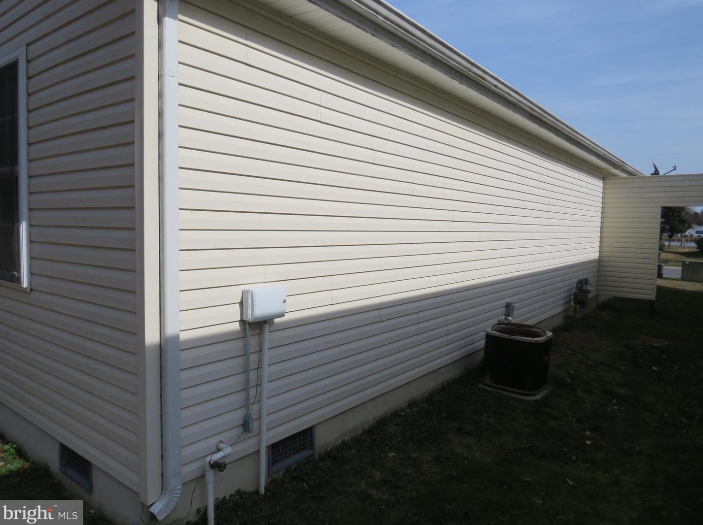 198 Planters Ln, Dover DE  19901-5880 exterior