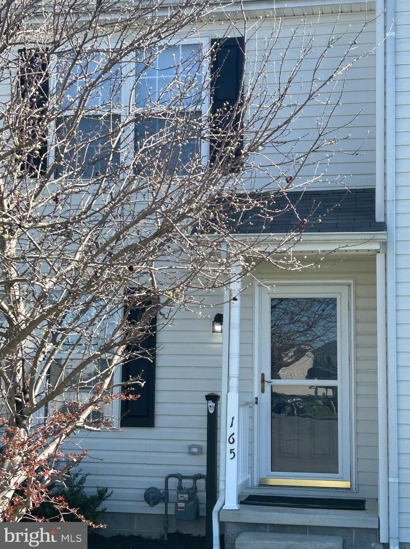 165 Holmes St, Dover, DE 19901-8413