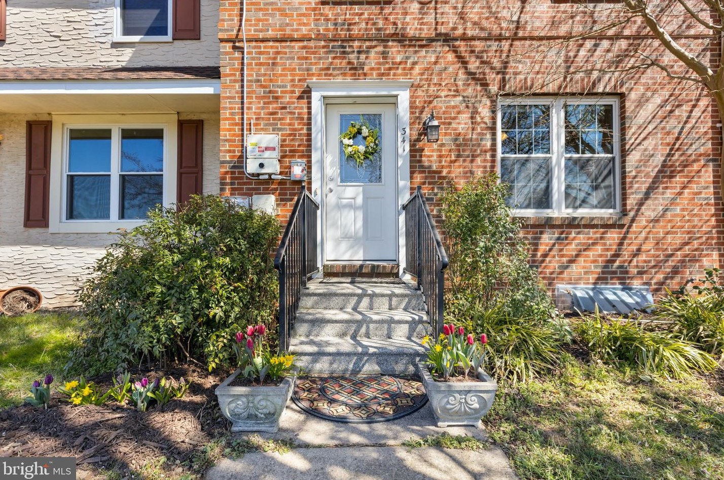 341 Cold Spring Pl, Dover, DE 19904