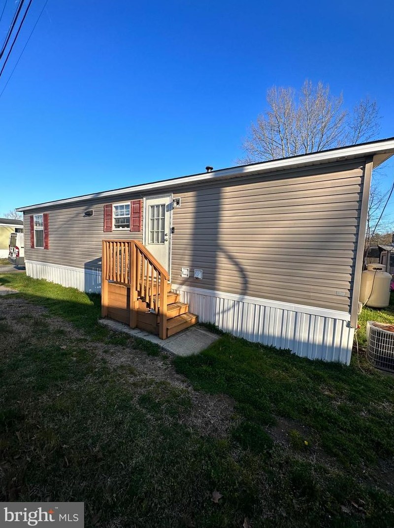 86 4th St, Frederica, DE 19946