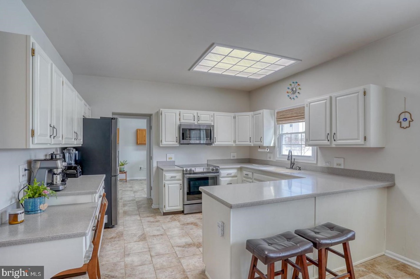 23 Pin Oak Dr, Dover DE  19904-2375 exterior