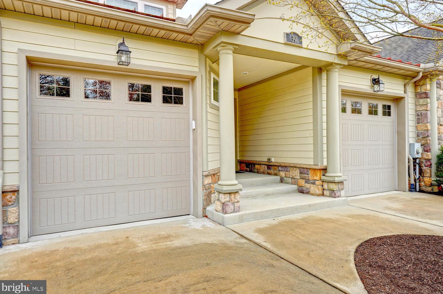 39 Mapledale Rd, Dover DE  19904-7119 exterior