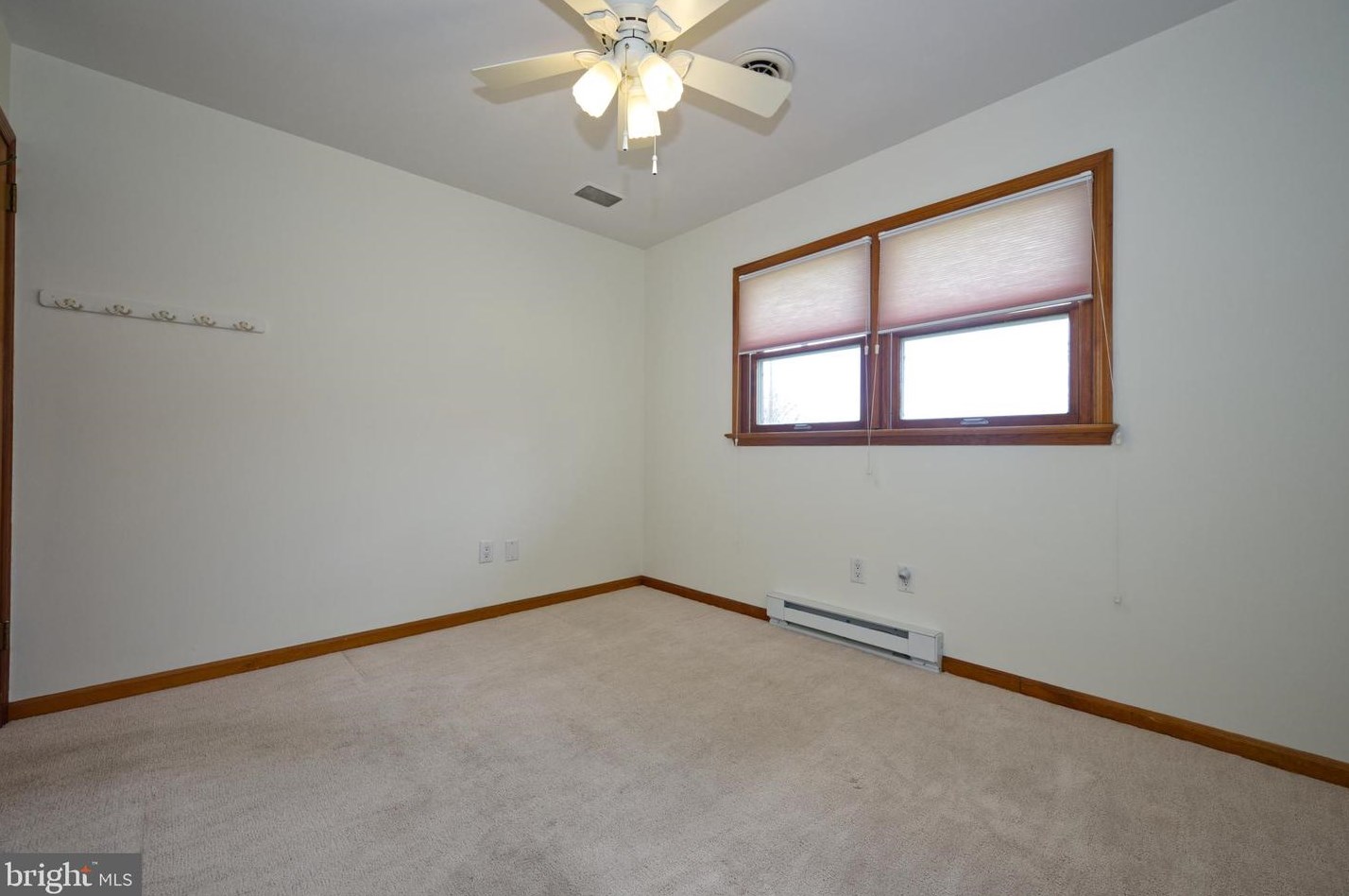 11106 Willow Grv Rd, Camden-Wy DE  19934-2246 exterior