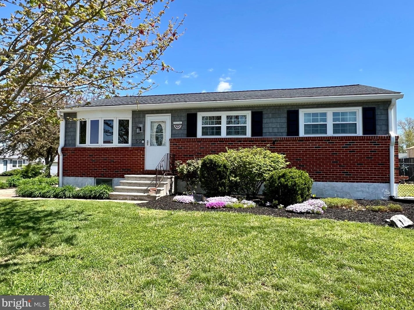 52 N Fairfield Dr, Smyrna, DE 19977