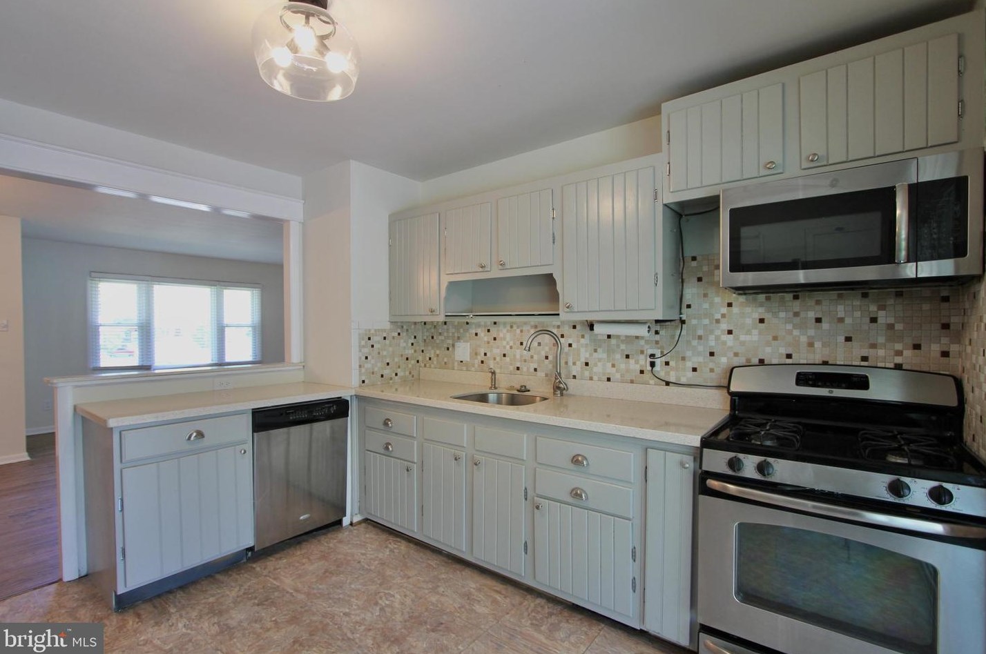 972 Buck Dr, Dover DE  19901-6650 exterior