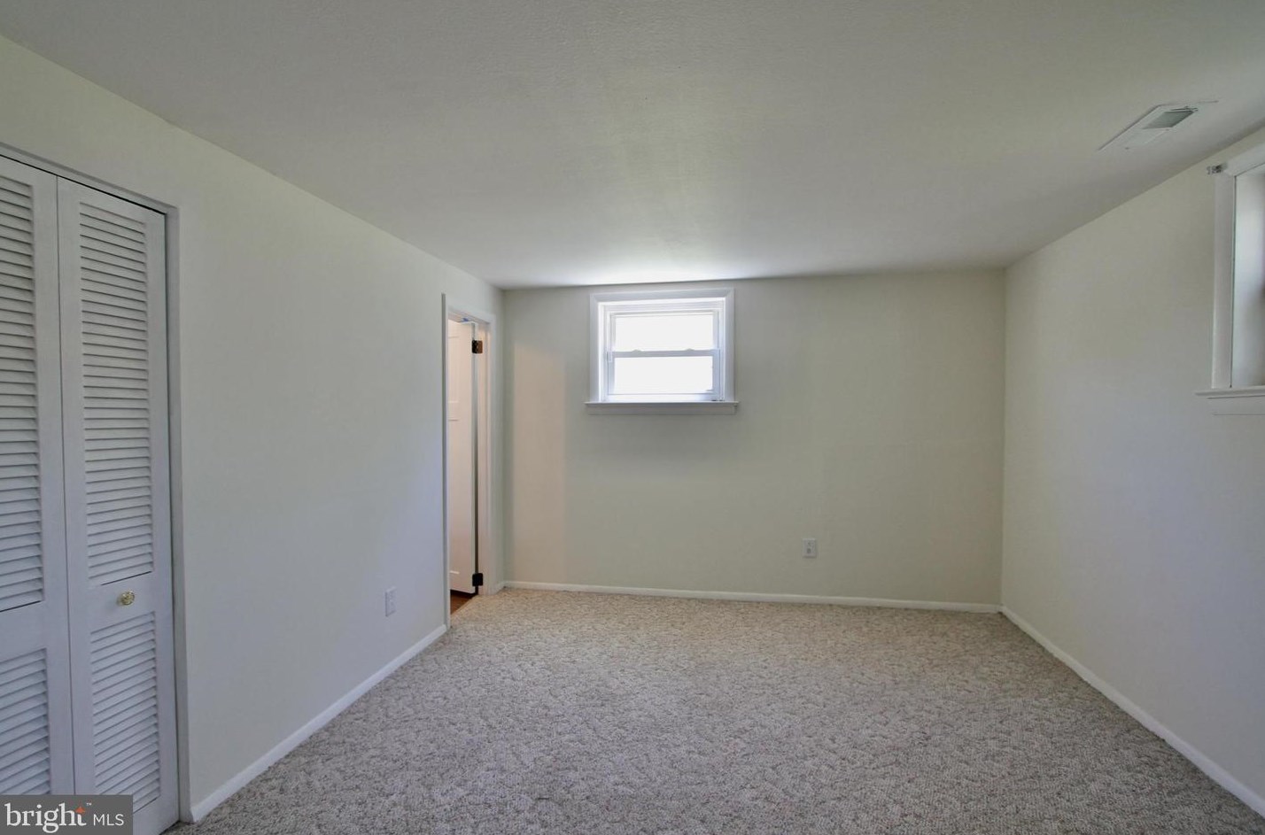 972 Buck Dr, Dover DE  19901-6650 exterior