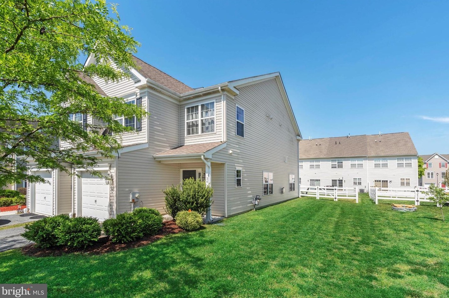 34 Dilworthtown Dr, Smyrna, DE 19977