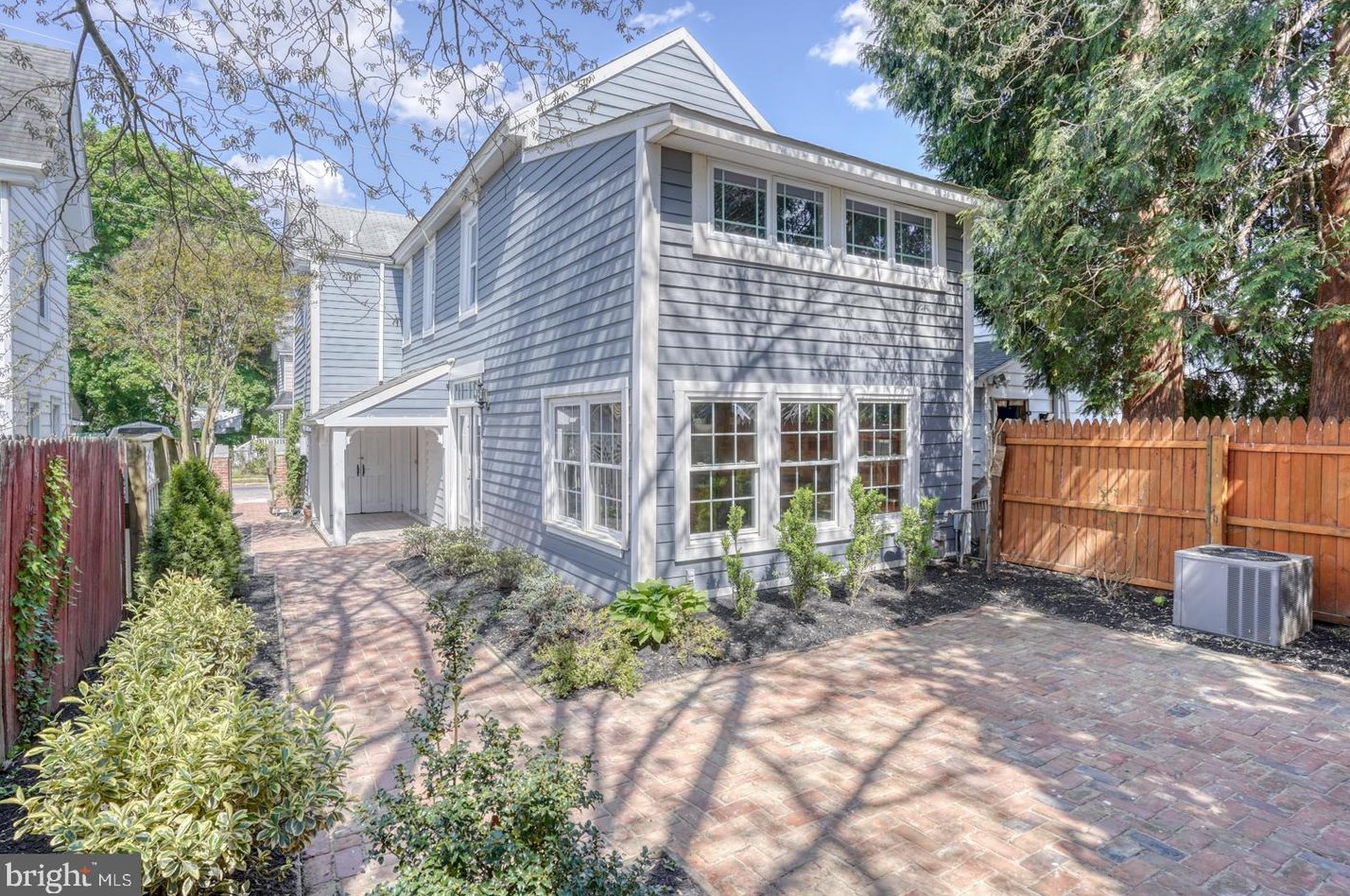 33 Delaware St, Smyrna DE 19977-1356 exterior