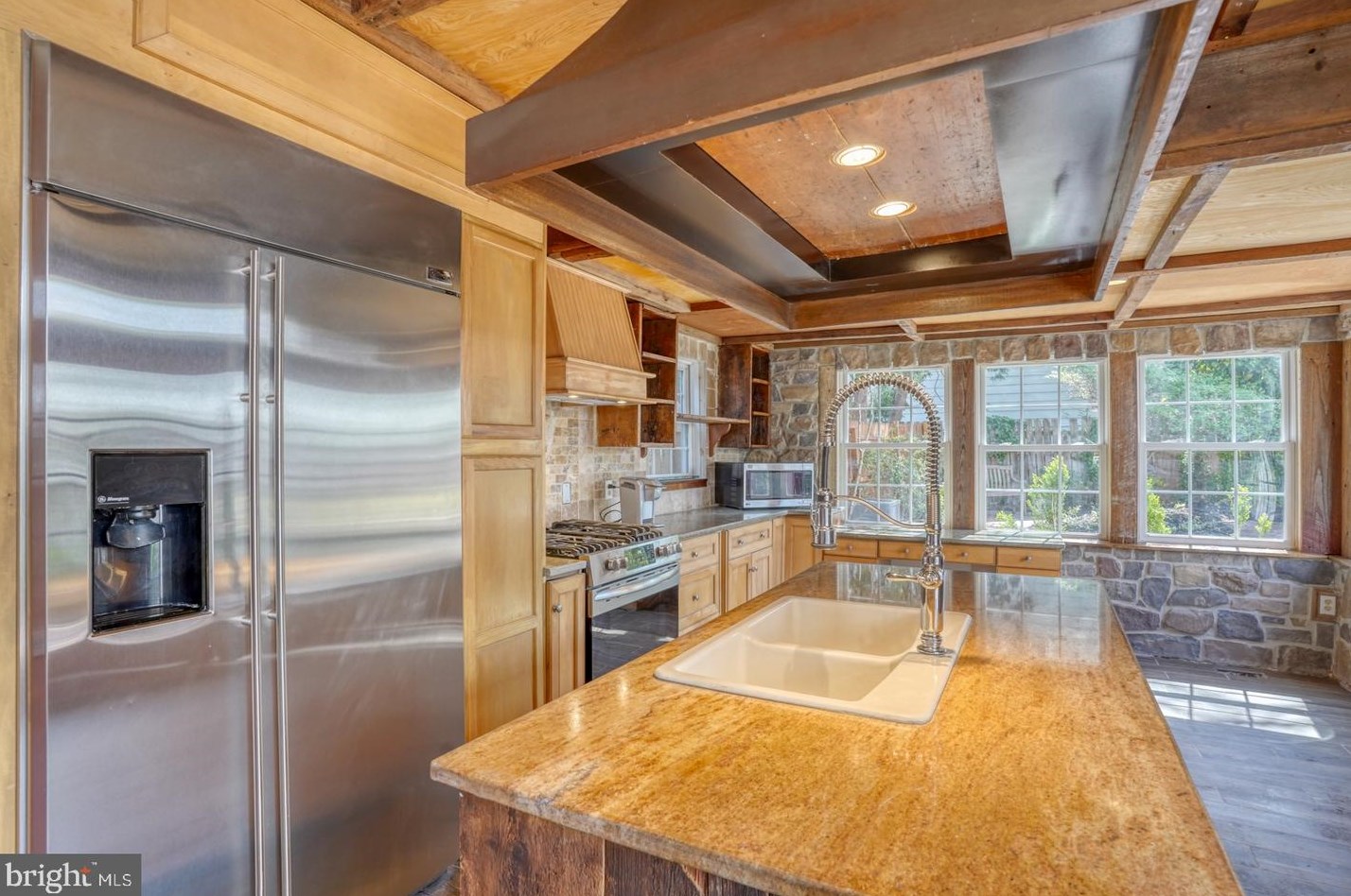 33 Delaware St, Smyrna DE 19977-1356 exterior