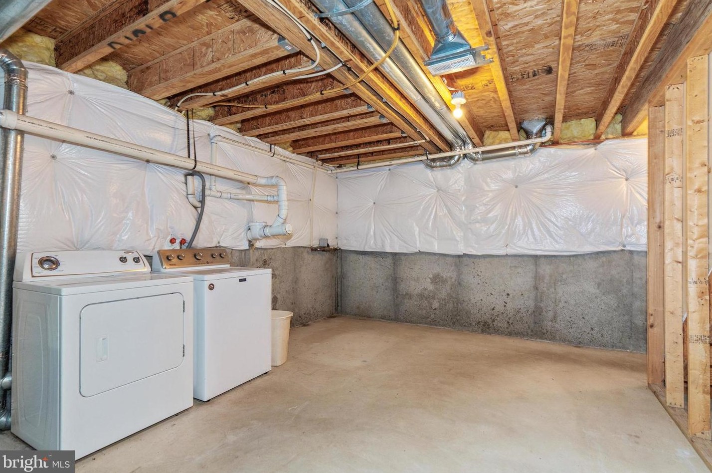 68 White Rabbit Dr, Smyrna DE 19977-3482 exterior