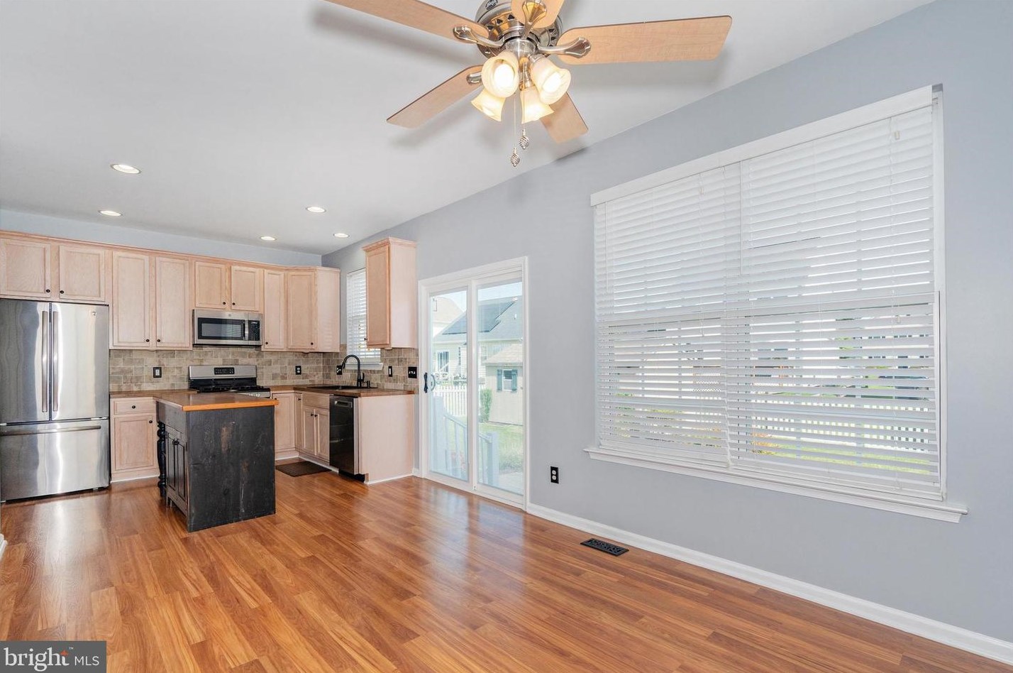 68 White Rabbit Dr, Smyrna DE 19977-3482 exterior