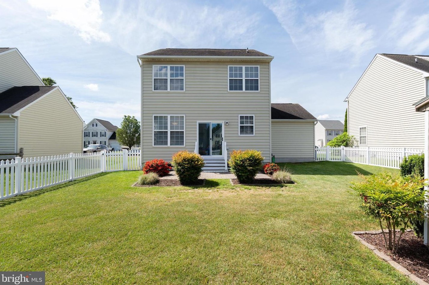 68 White Rabbit Dr, Smyrna DE 19977-3482 exterior