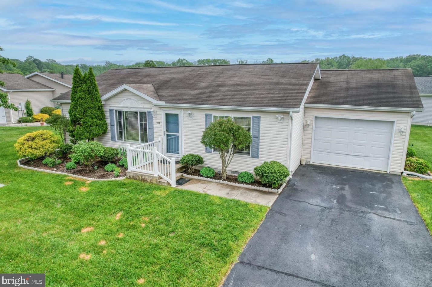 304 Persimmon Cir W #304, Dover, DE 19901