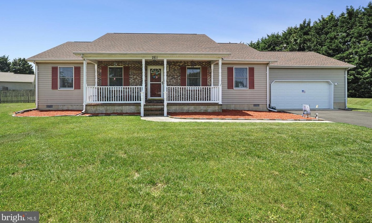 251 Misty Ridge Dr, Magnolia, DE 19962-1378