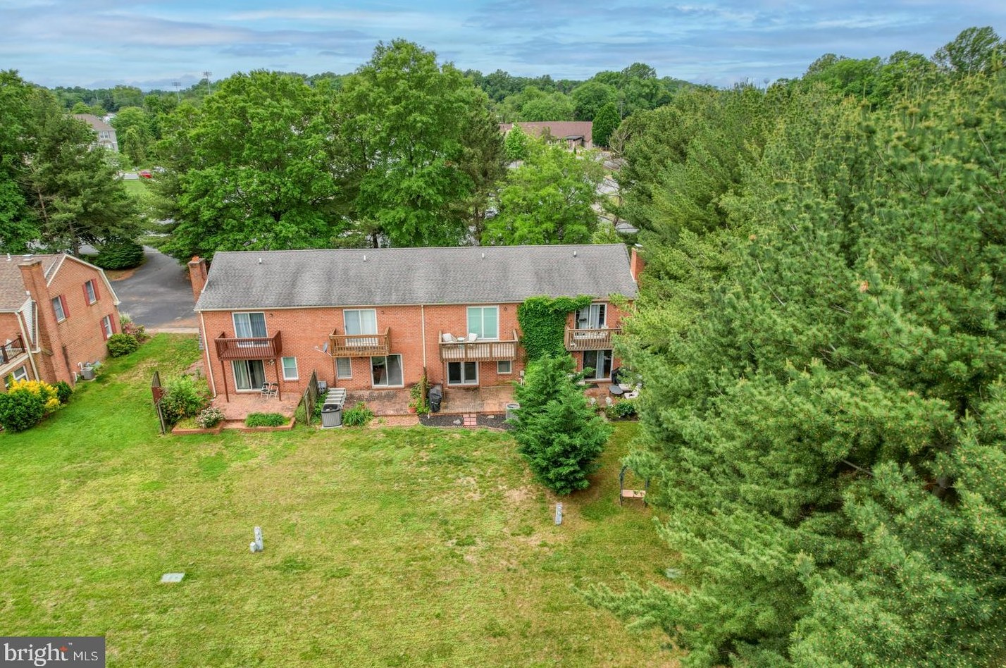 971 Silver Lake Blvd, Dover DE  19904-2411 exterior