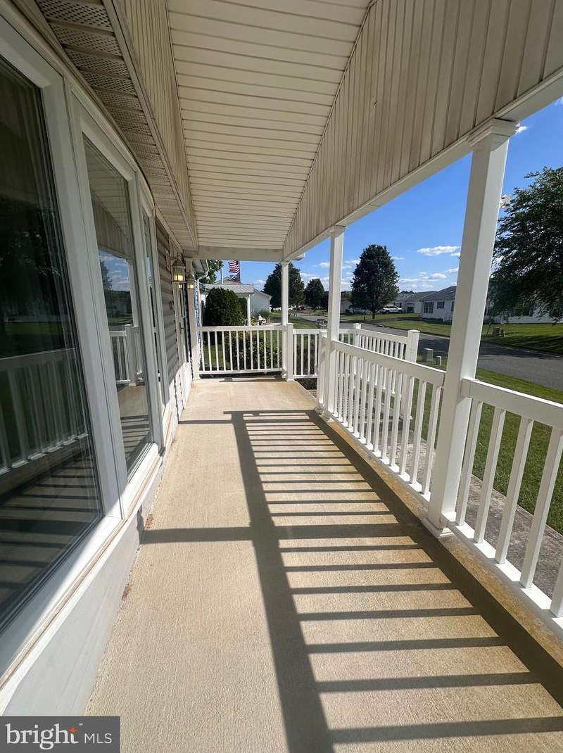 902 Jonathan Dr, Dover, DE 19901-1369