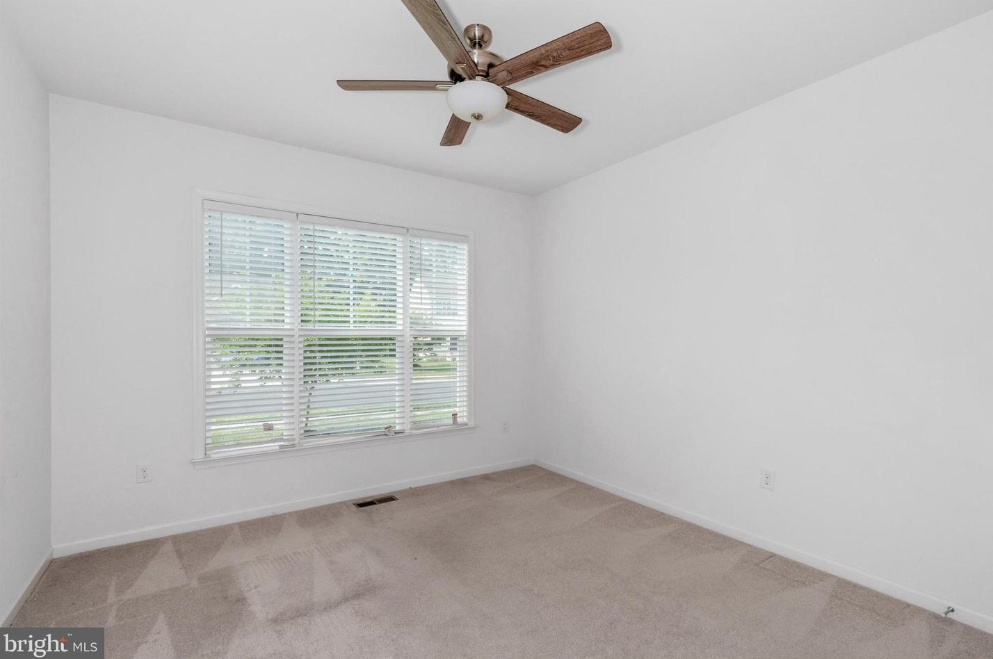 541 Olde Field Dr, Magnolia DE  19962-3812 exterior