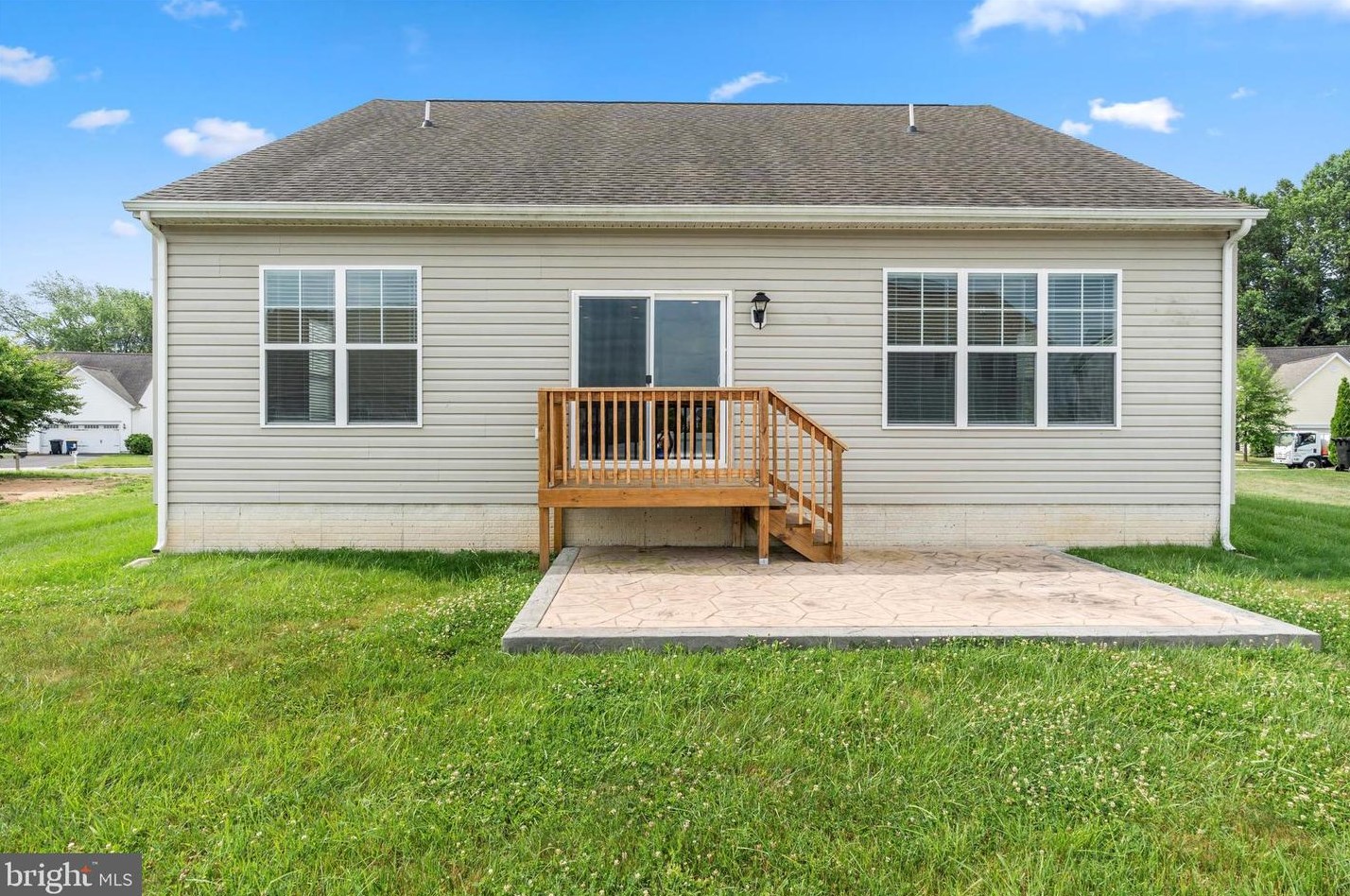 541 Olde Field Dr, Magnolia DE  19962-3812 exterior