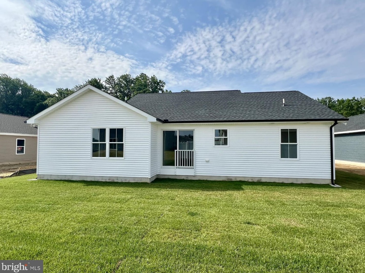 251 Plantation Dr, Felton, DE 19943-6182