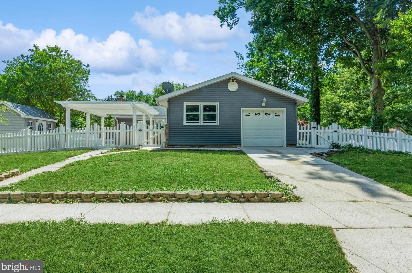 228 Winterberry Dr, Dover, DE 19904-4886