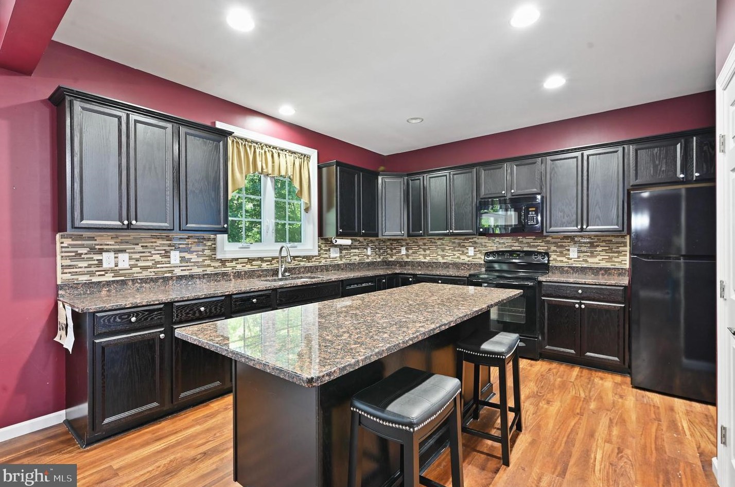 372 Sweeping Mist Cir, Frederica, DE 19946
