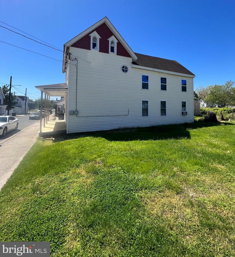 110 West St, Slaughter Beach, DE 19963