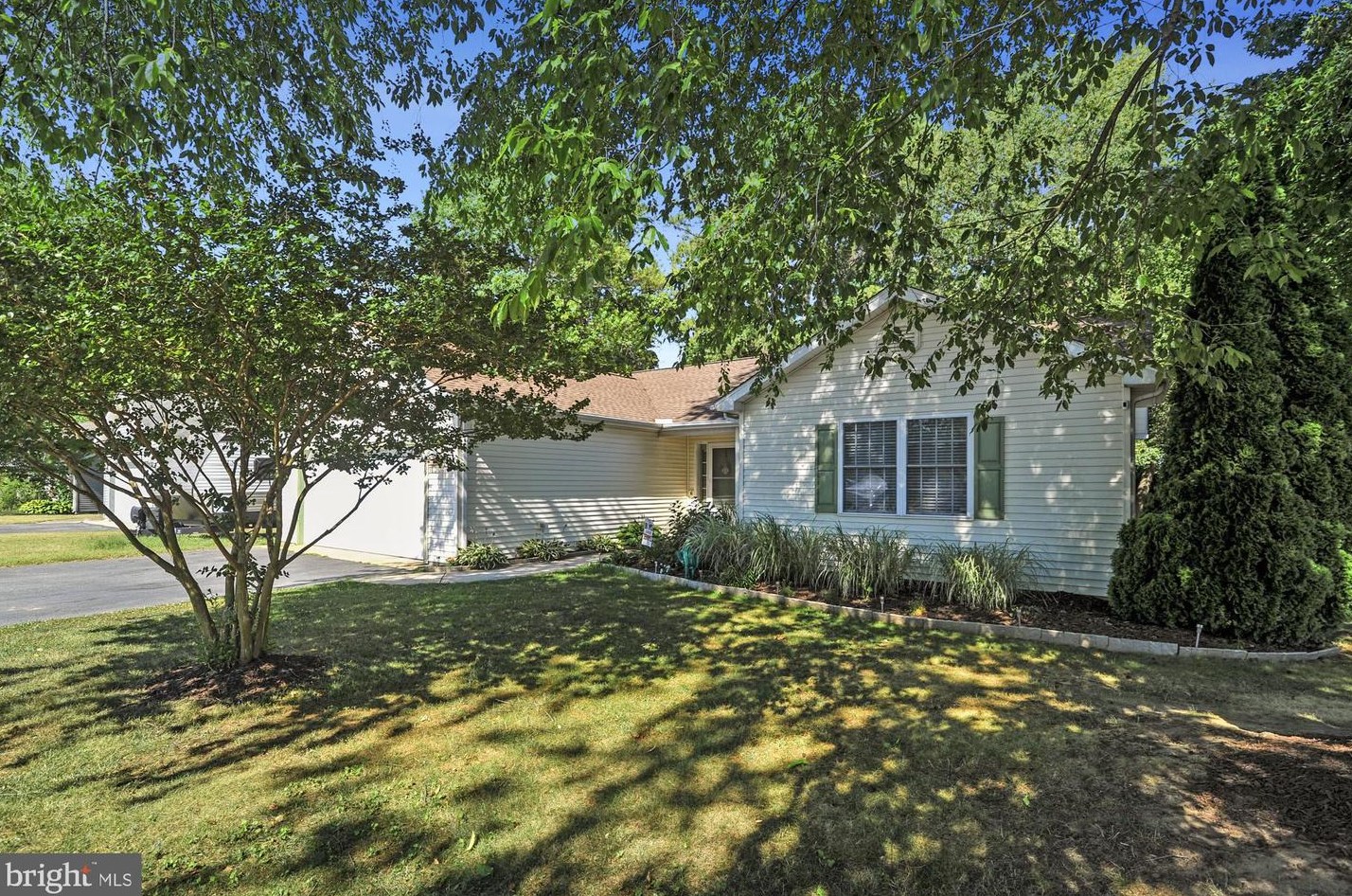 19 General Torbert Dr, Slaughter Beach, DE 19963