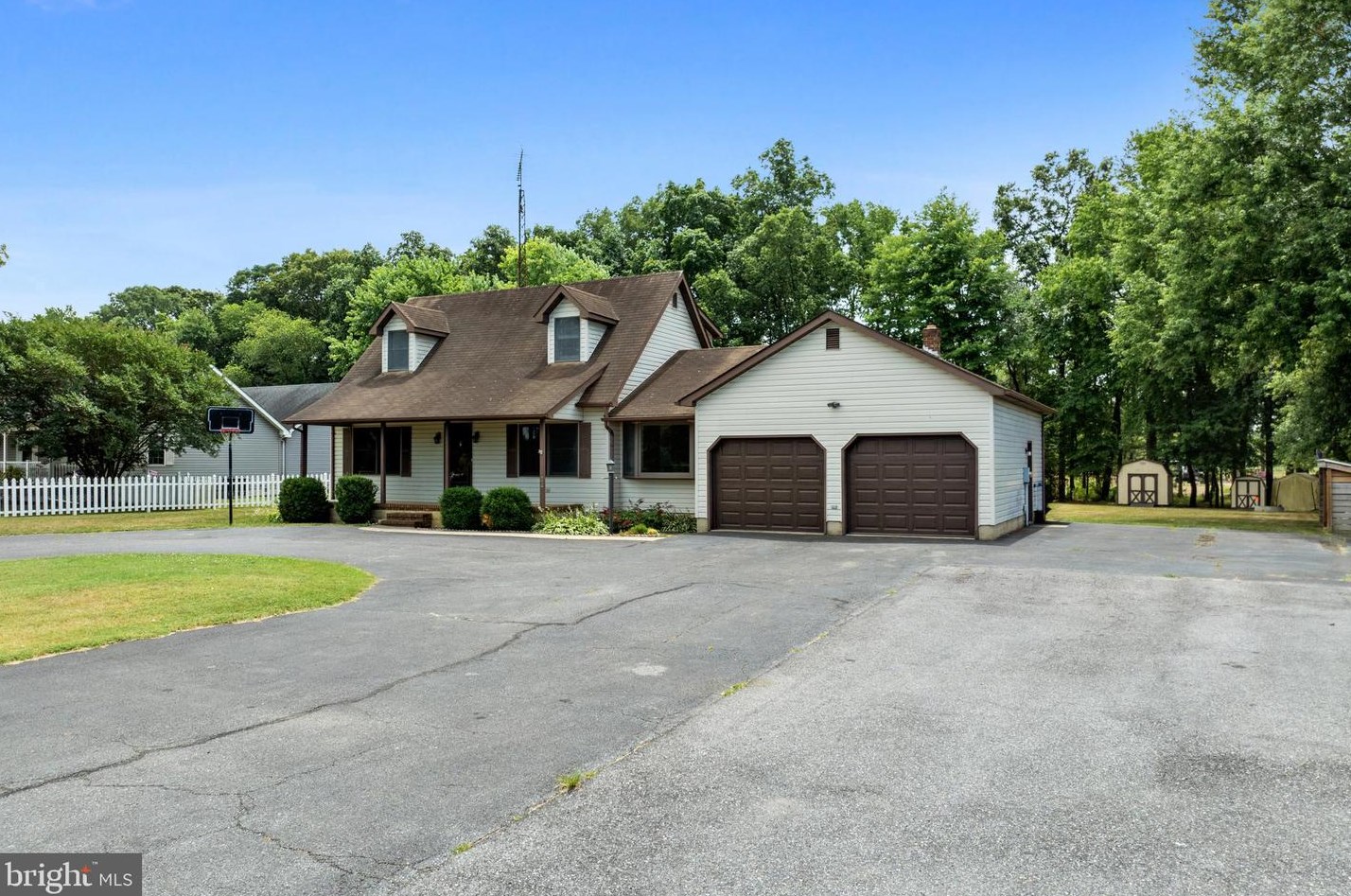 1336 Hourglass Rd, Hartly, DE 19953