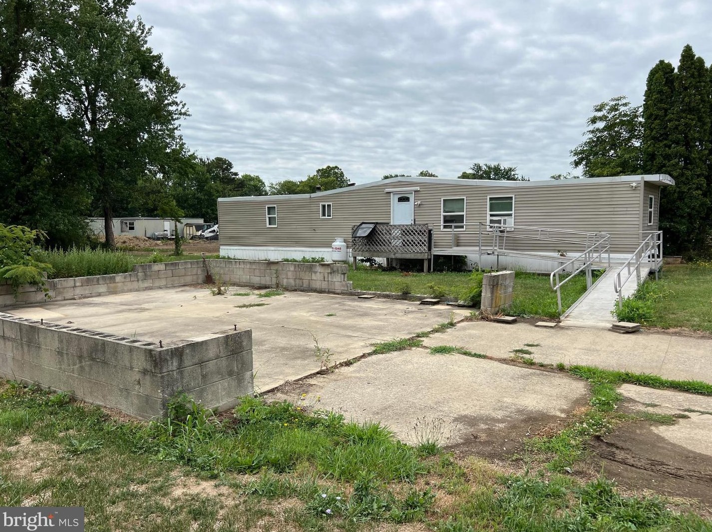 84 Bertha Dr, Magnolia, DE 19962