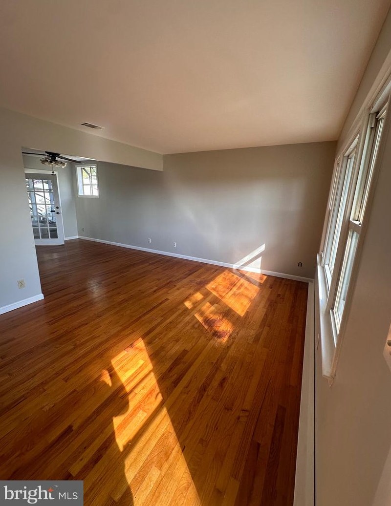 9064 Canterbury Rd, Felton, DE 19943
