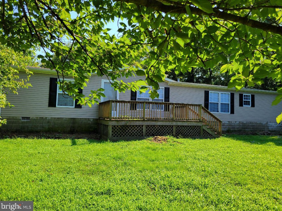 696 Sandalwood Dr, Felton, DE 19943