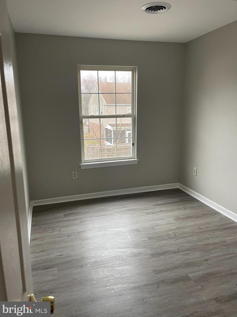 127 Holmes St, Dover, DE 19901