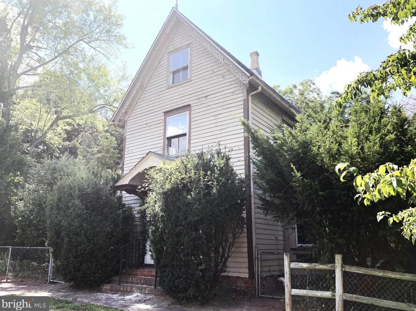 212 N Railroad Ave, Camden-Wy, DE 19934