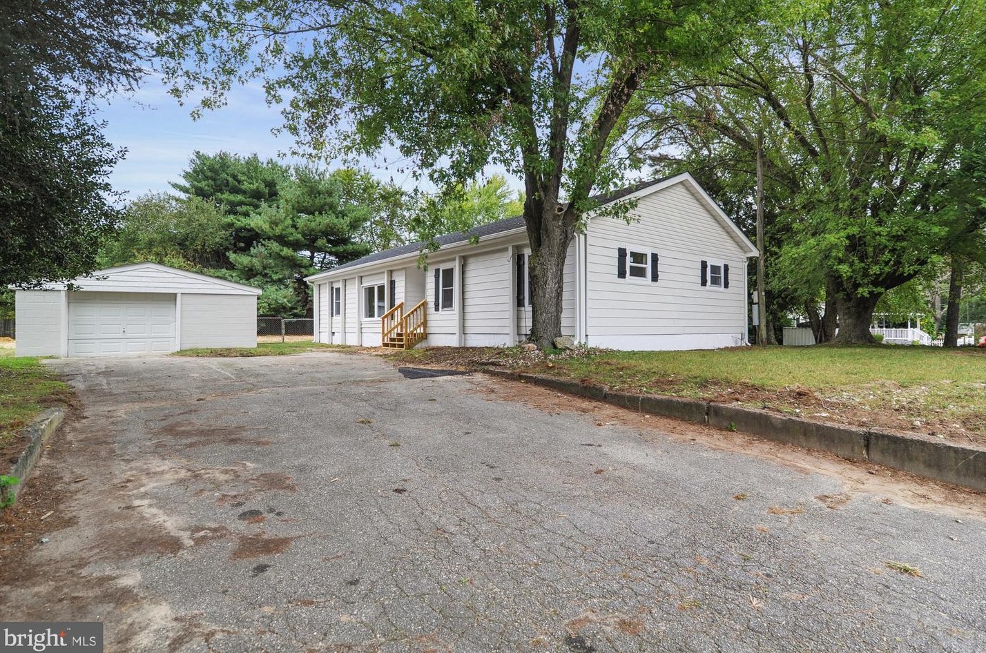 3325 Carpenter Bridge Rd, Felton, DE 19943