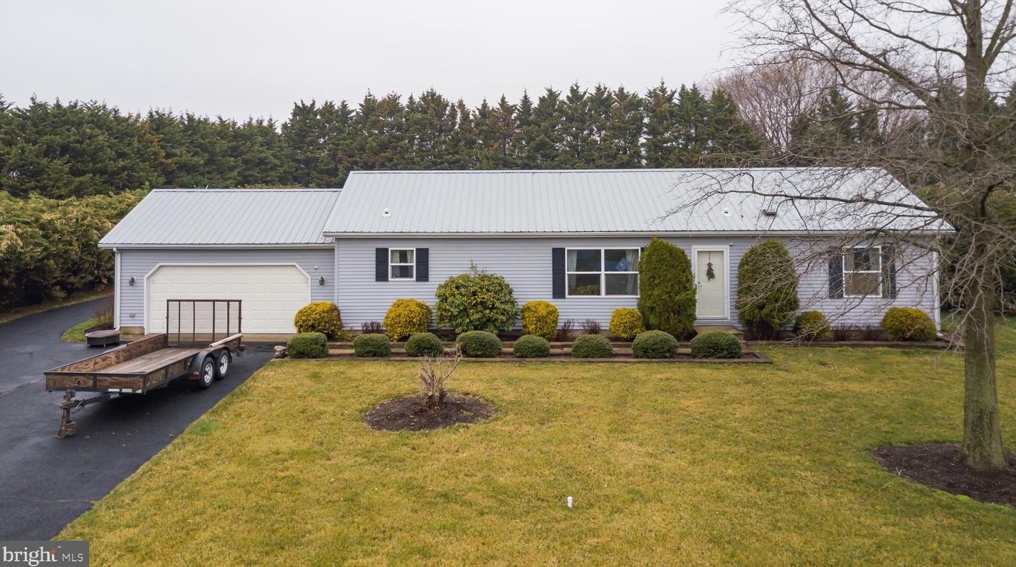 281 Blaine Dr, Felton, DE 19943-5483