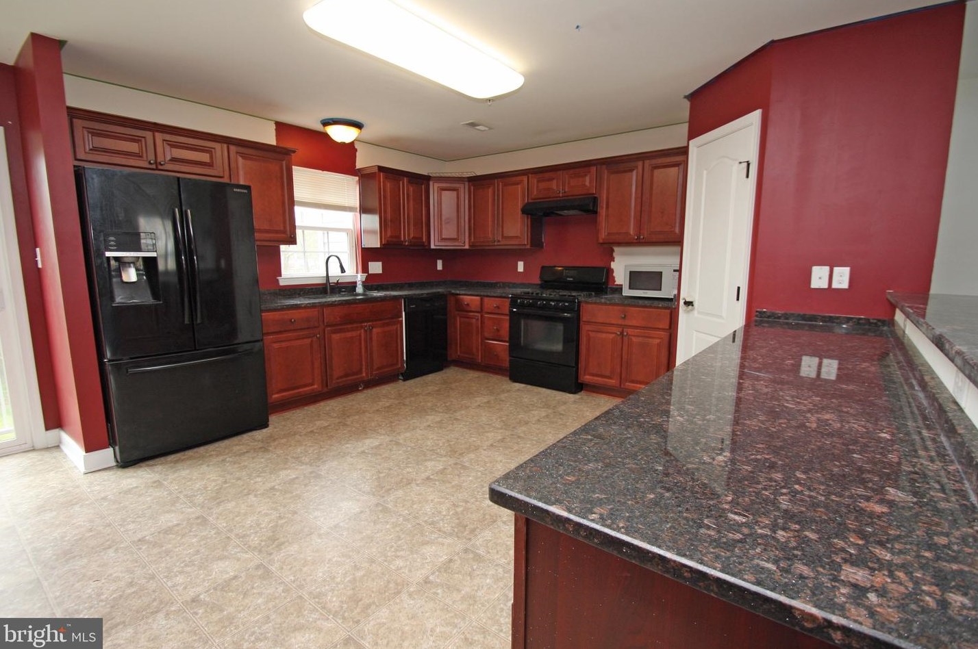 52 Representative Ln, Dover, DE 19904